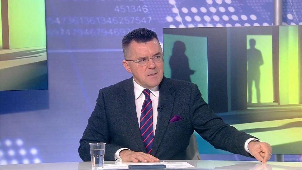 Dan Dungaciu: Guvernul nu a reformat, doar a îngropat economia