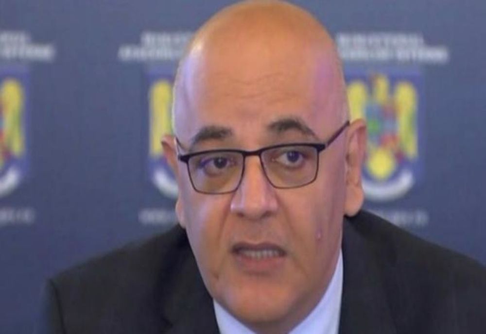 Liderul PMP, Traian Băsescu: Nu lăsaţi ţara pe mâna lui Raed Arafat. E foarte bun la achiziții sau ca imagine tv, dar nu poate gestiona o criză