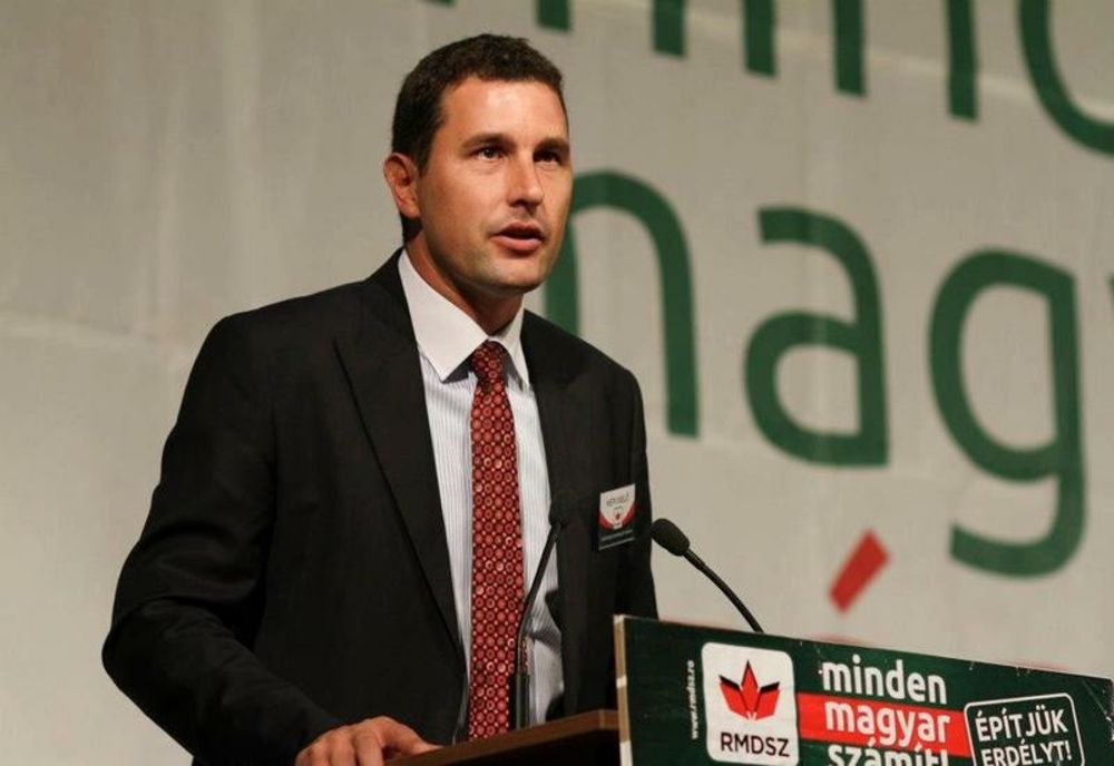 Ministrul Tanczos Barna lămurește scandalul ursului: Prințul a vânat legal. Ursul împușcat era periculos și nu este cel mai mare din România