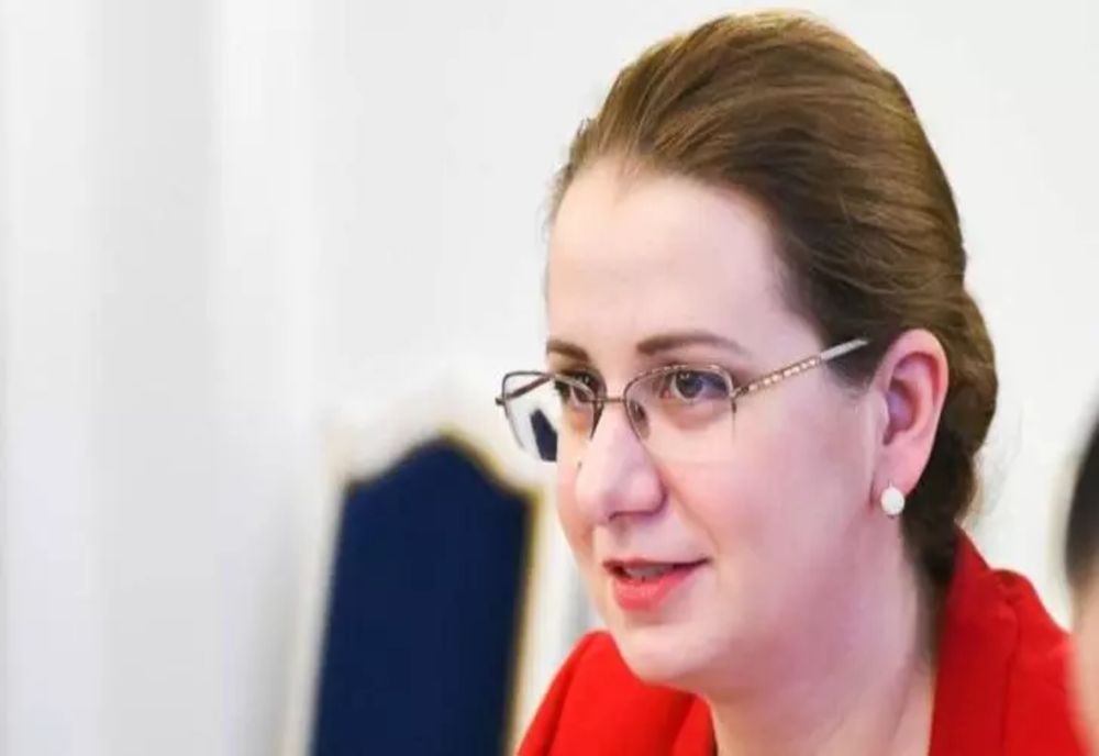 Ministrul Educației s-a răzgândit în privința Vacanței de Paște și anunță o nouă vacanță pentru elevi