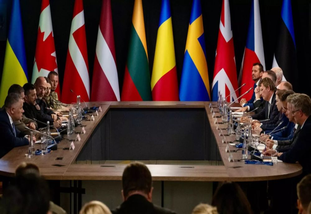 MINISTRUL APĂRĂRII: ”VOM CONTINUA SĂ FIM ALĂTURI DE UCRAINA PÂNĂ LA OBŢINEREA UNEI PĂCI JUSTE ŞI DURABILE”