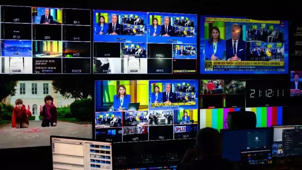 Victorie pentru Realitatea PLUS: Curtea de Apel București a decis să suspende decizia CNA prin care se ridică licența postului. Televiziunea Poporului NU se închide