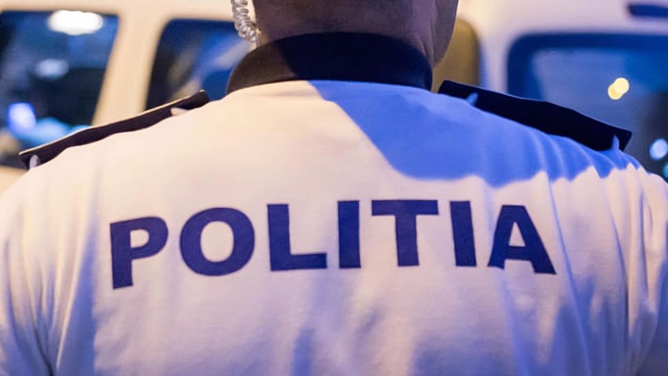 Urmărire ca în filme în județul Mureș. Un viceprimar a ajuns cu mașina în șanț, după ce a fugit de filtrul de poliție