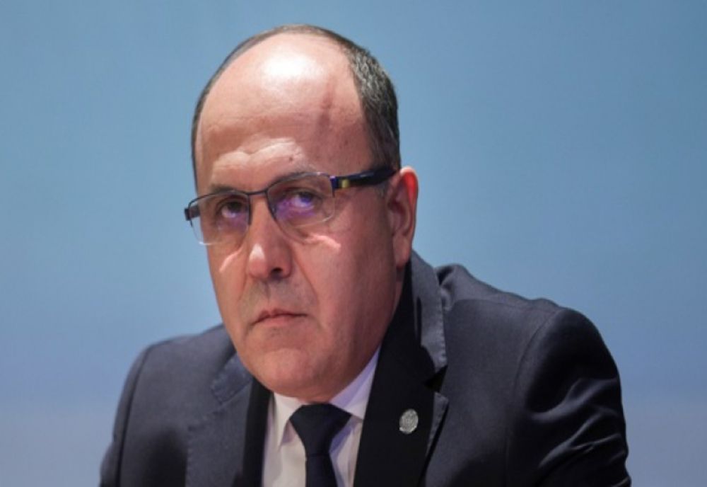 Colonei și generali pe bandă rulantă, la comanda lui Klaus Iohannis