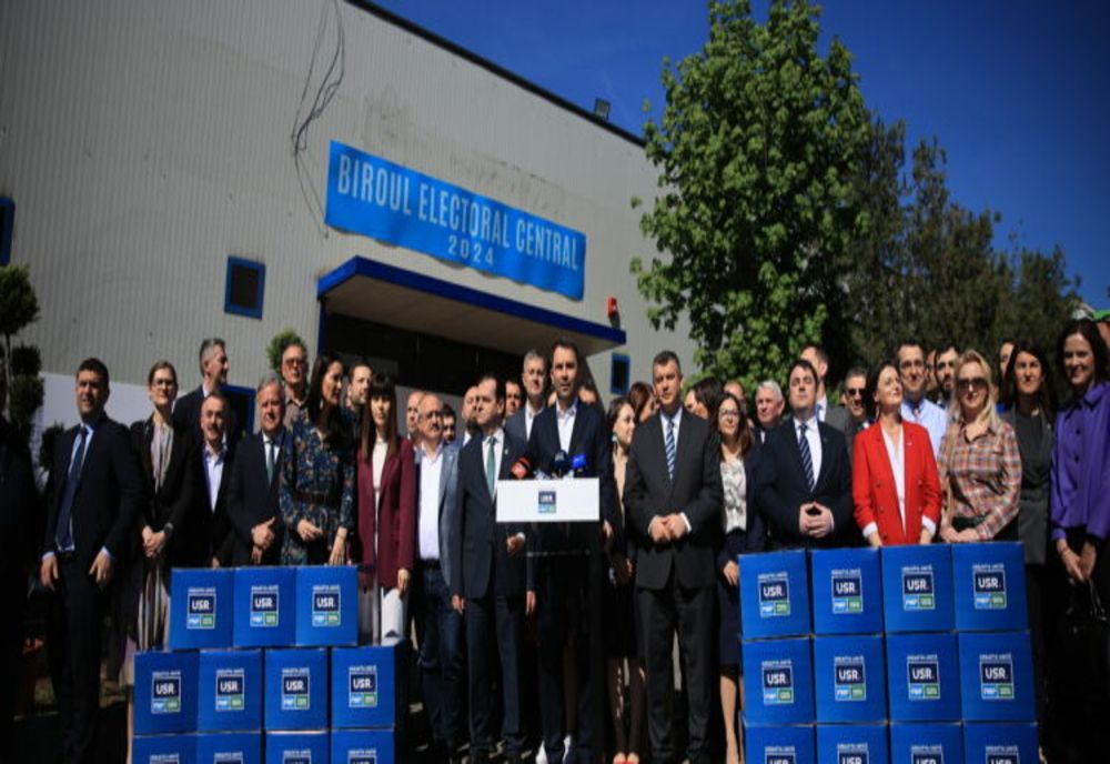 Dreapta Unită a depus peste 530.000 de semnături pentru candidaturile la alegerile europarlamentare