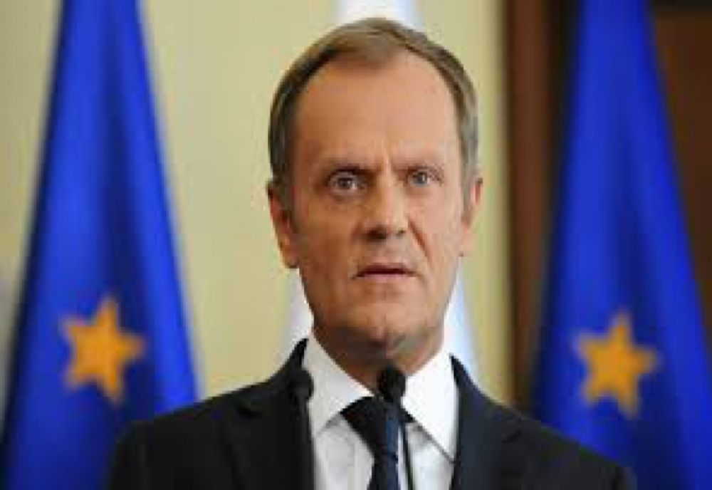 PREMIERUL POLONIEI, DONALD TUSK, DESPRE GEORGE SIMION: RUSIA SE BUCURĂ!