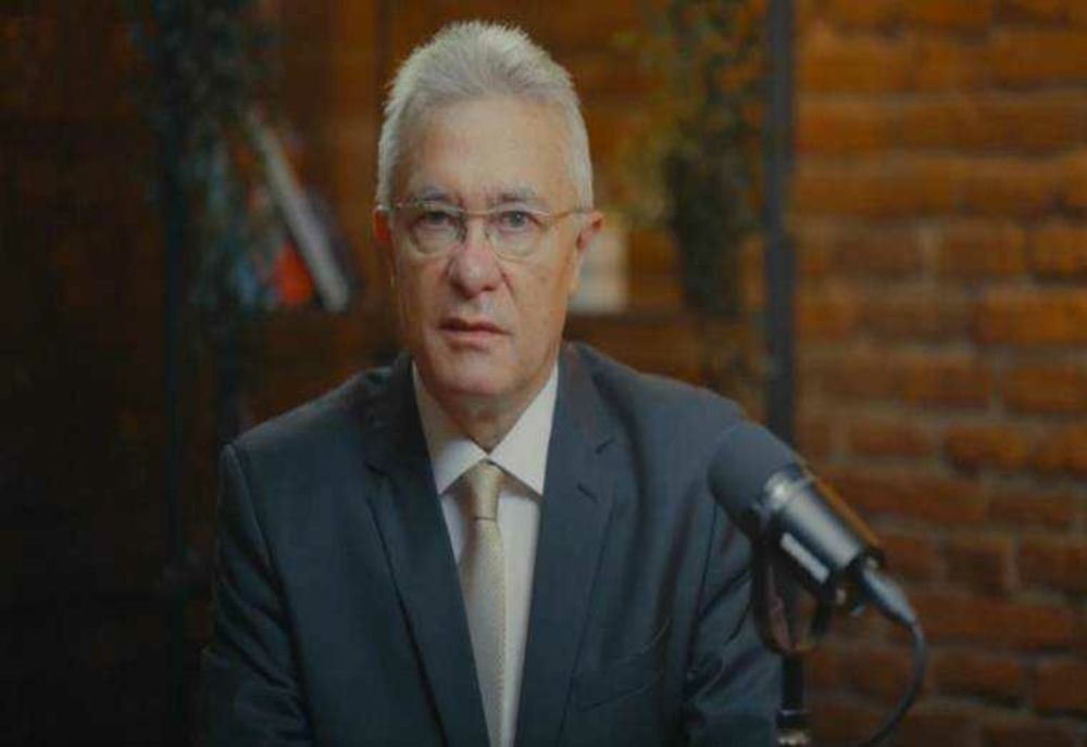 CRISTIAN DIACONESCU ANUNȚĂ CANDIDATURA LA PREȘEDINȚIA ROMÂNIEI