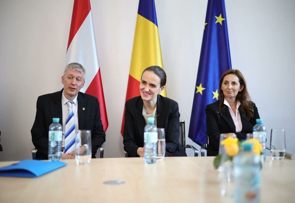 MINISTRA OANA ȚOIU A DISCUTAT ÎN AUSTRIA DESPRE LIMBA ROMÂNĂ ÎN ȘCOLI ȘI DREPTURILE LA PENSIE ALE ROMÂNILOR