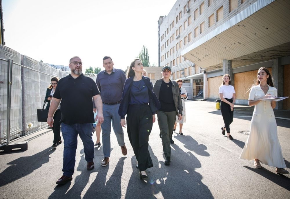 OANA ȚOIU, ÎN VIZITĂ LA KIEV: NU RĂMÂNEM INDIFERENȚI LA SUFERINȚĂ ȘI BARBARIE