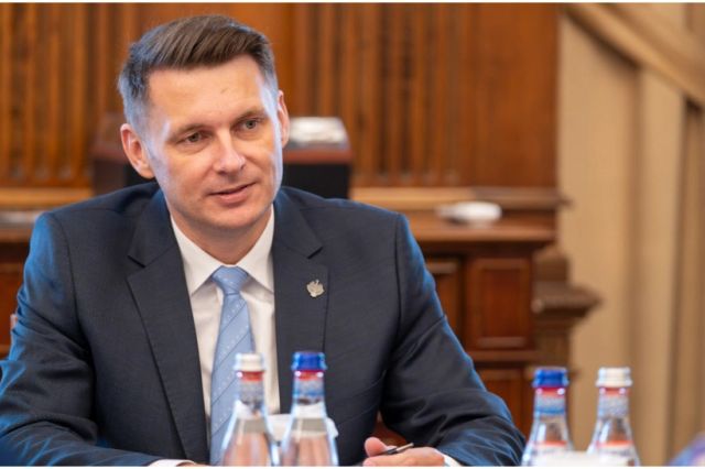 Abrudean: Scenariul unui guvern minoritar - nu e de dorit; președintele are legitimitatea și atribuțiile să medieze